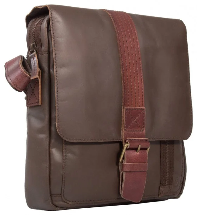 UBERBAG DARK BROWN LEATHER MILITARY SMALL N/S MESSENGER / MAN BAG